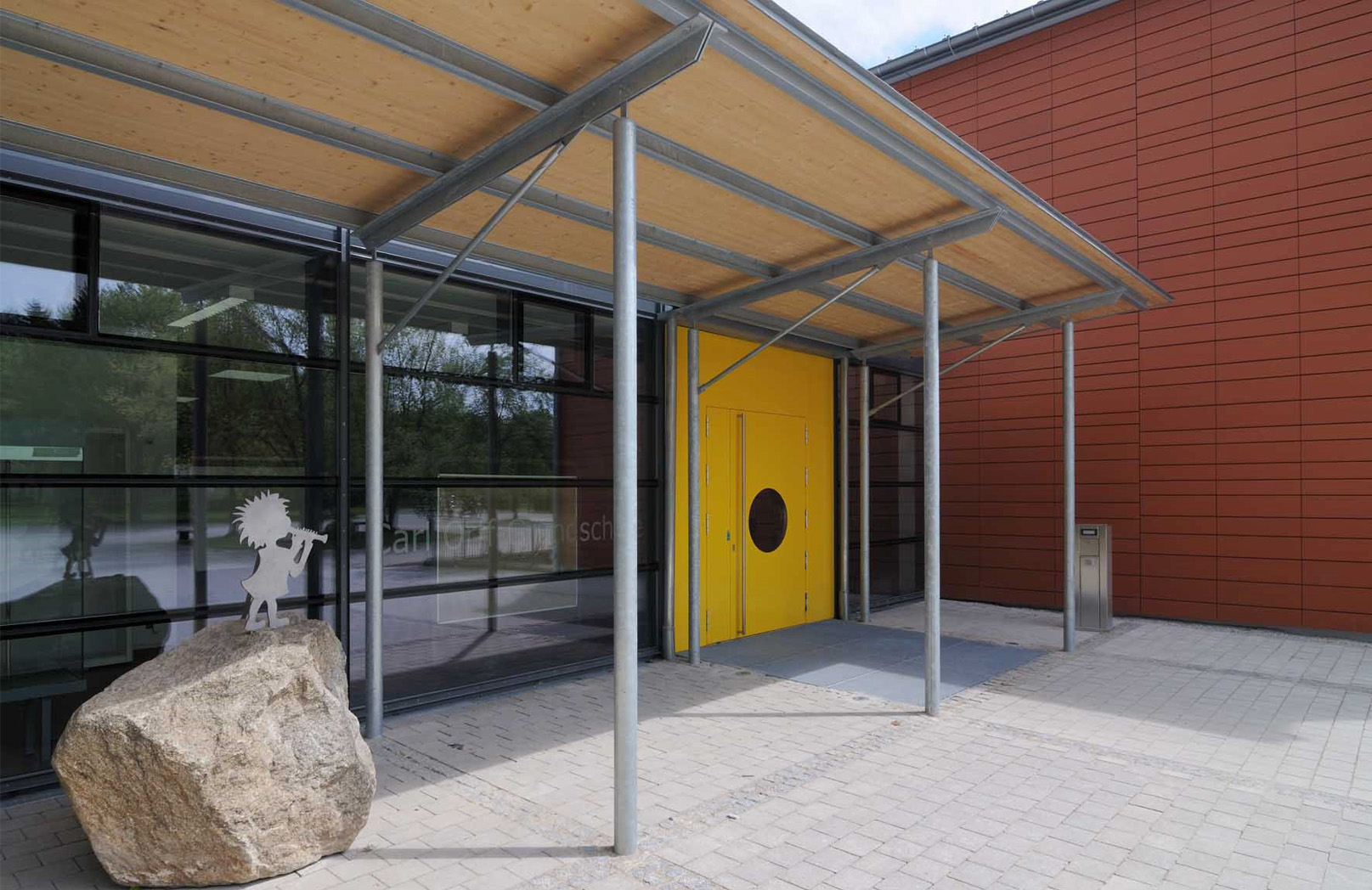 carl-orff-schule-eingang